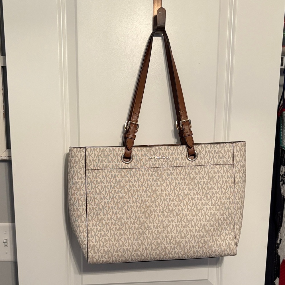 Michael Kors White and Tan Tote Bag